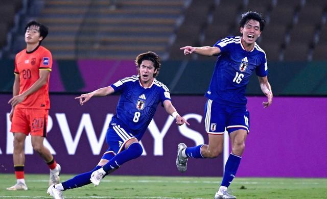 Kaiyun中国官网-小作坊难敌体系!输4球真不意外,中日足球的差距根本不在球员