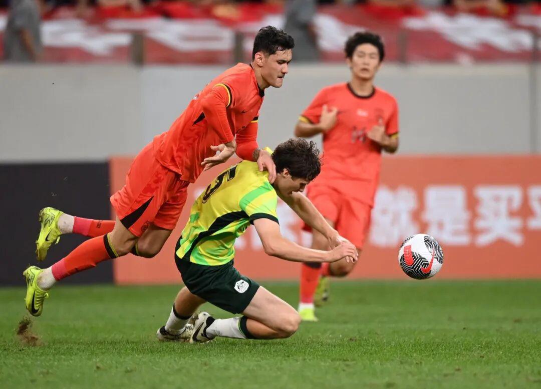 Kaiyun开云中国官网-中超本周末开赛 28名新疆球员注册13支球队